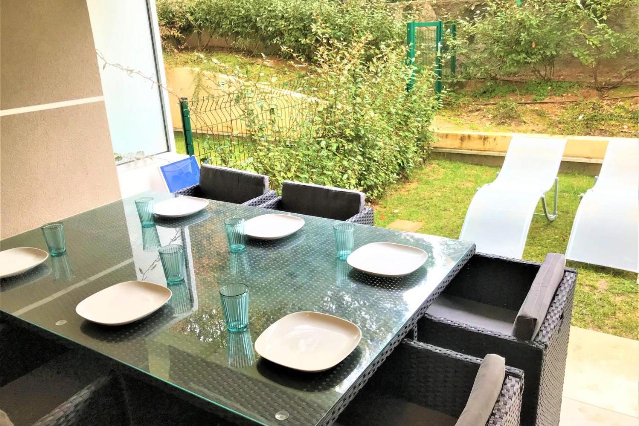 Centre Juan Les Pins 1 Bedroom With Ac, Swimming Pool And Parking Екстериор снимка