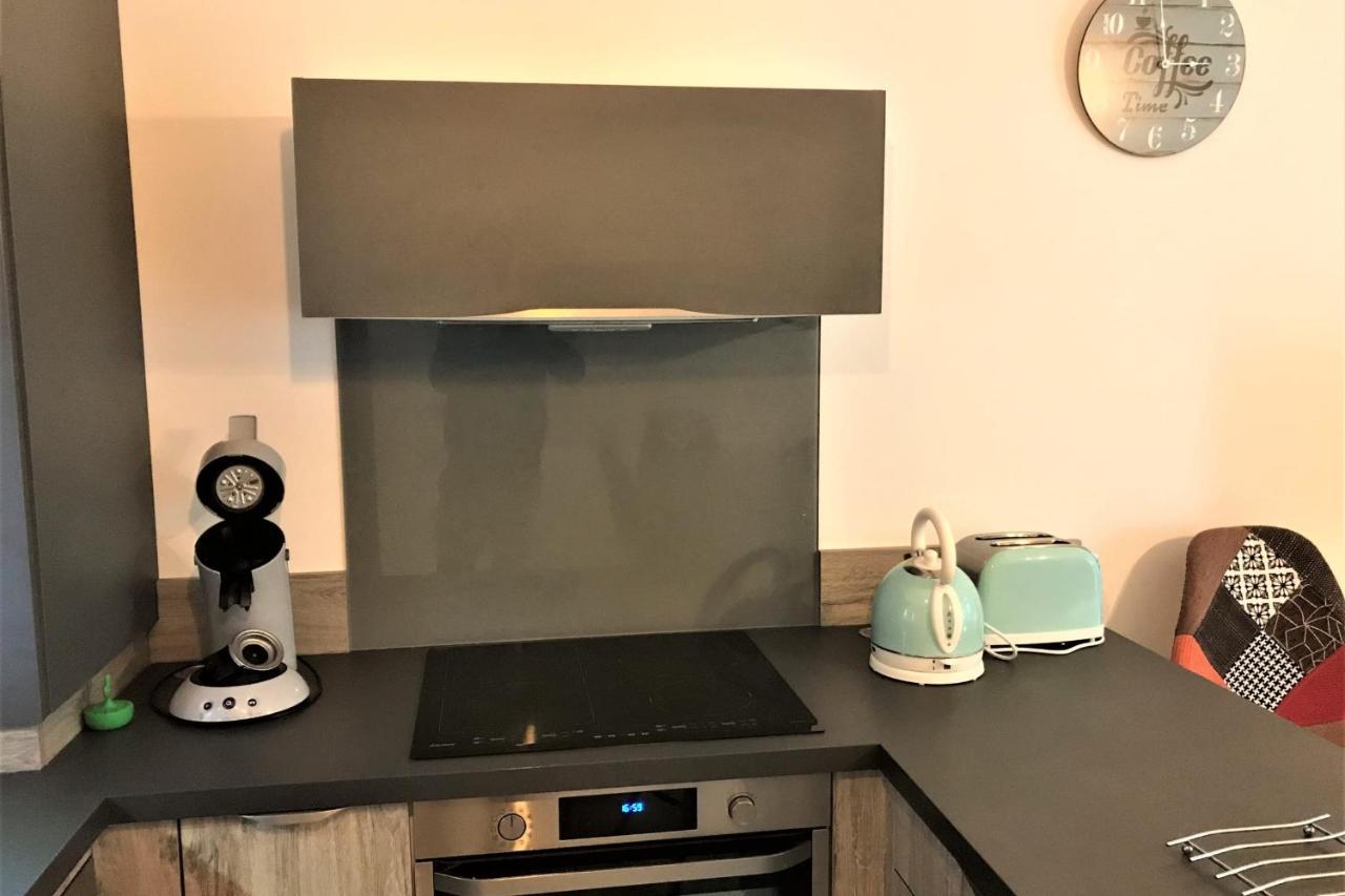 Centre Juan Les Pins 1 Bedroom With Ac, Swimming Pool And Parking Екстериор снимка